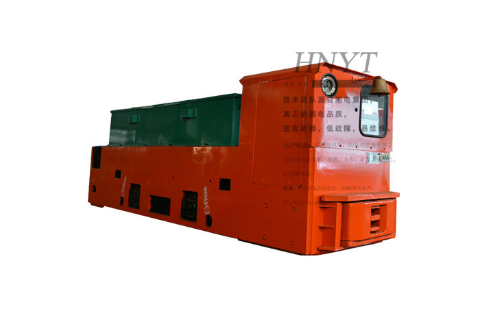 湖南湘潭8噸蓄電池式電機(jī)車(110V/140V440AH)